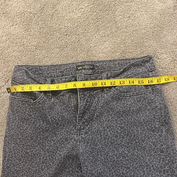 Leopard Print Straight Leg Lee Jeans - Picture 4 of 6